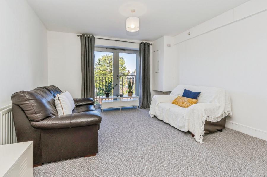 Apartment 7 South Studios, Tates Avenue