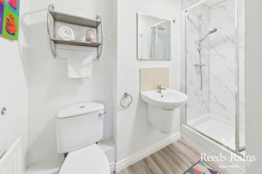 Apartment 89 Bass Buildings 38, Alfred Street