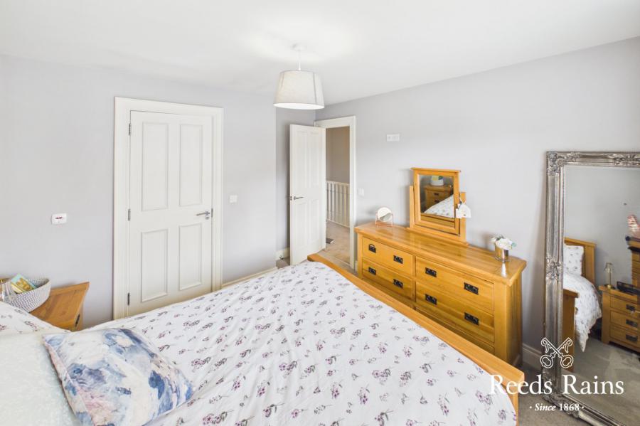 20 Bracken Hill Avenue