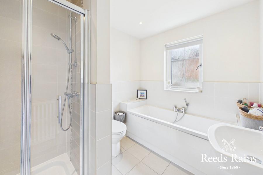 20 Bracken Hill Avenue