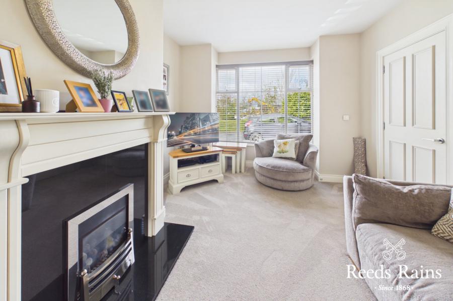 20 Bracken Hill Avenue