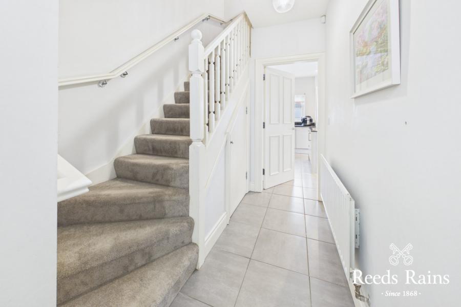 20 Bracken Hill Avenue