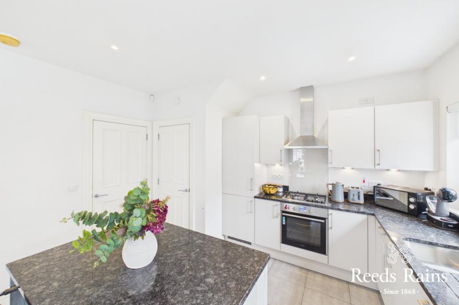 20 Bracken Hill Avenue