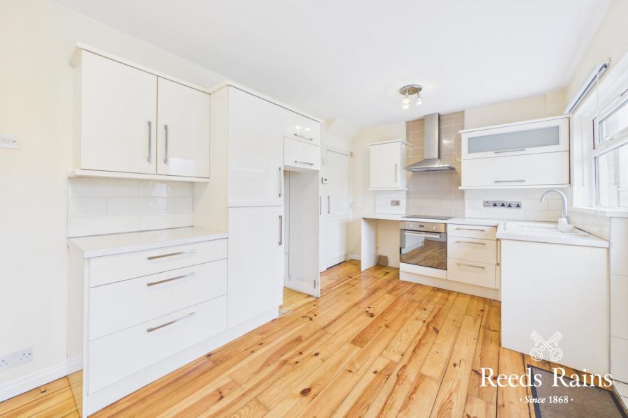 Negall, 32 Beechill Park North