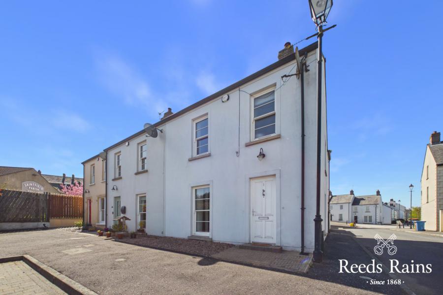 1 Wicket Mews, Saintfield, BT24 7FL