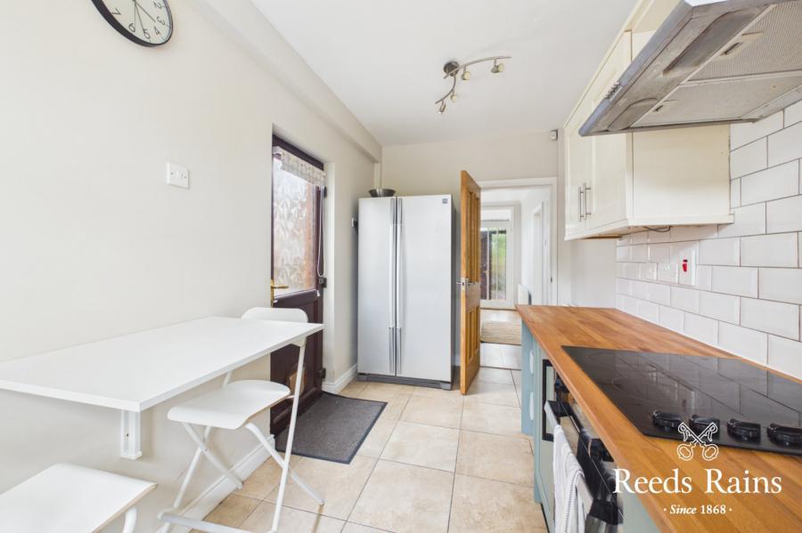 47 Cricklewood Park