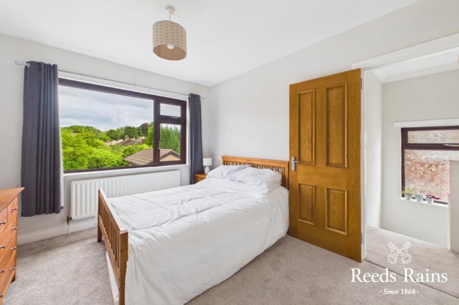 47 Cricklewood Park