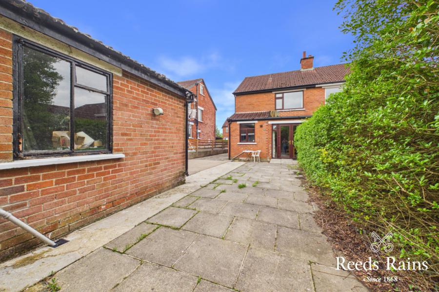 47 Cricklewood Park