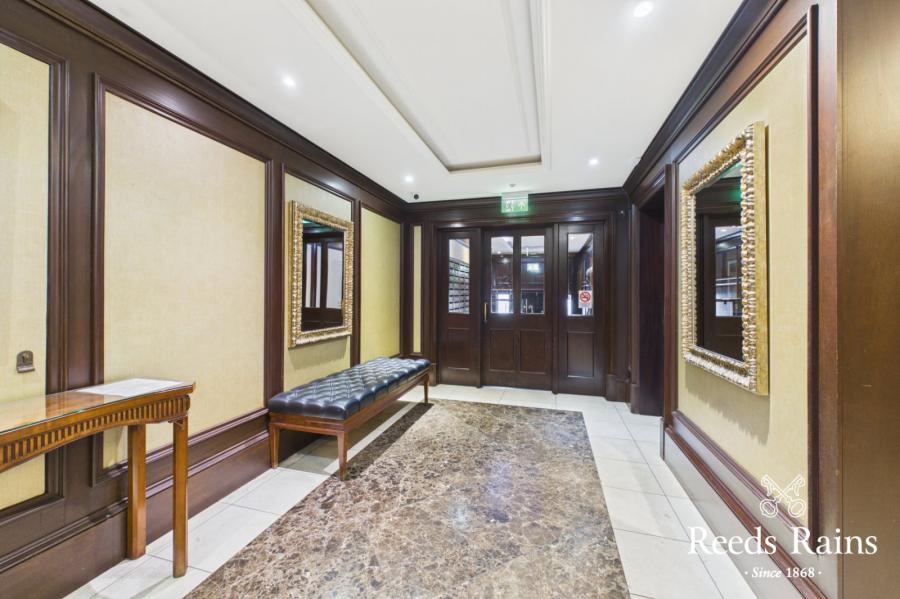 Apt 60 Custom House Residence, 4 Ulster Street