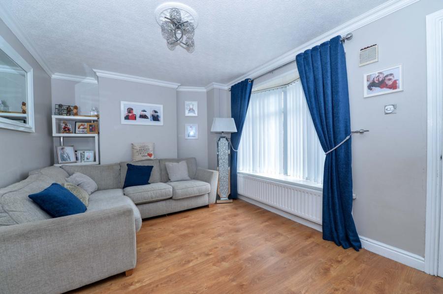 39 Loughlea
