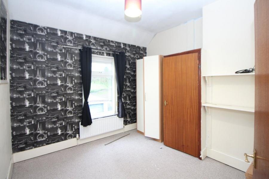 16 Fairymount Terrace Taylors Avenue