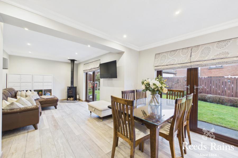 9 Portsmouth Gardens