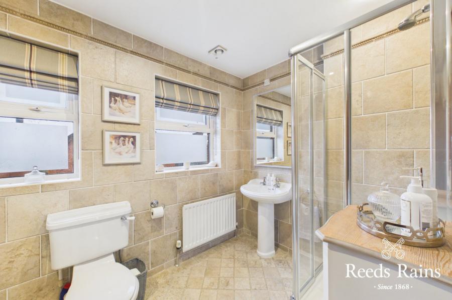 9 Portsmouth Gardens