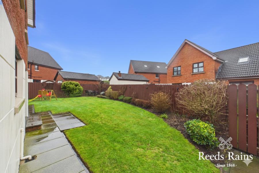 9 Portsmouth Gardens