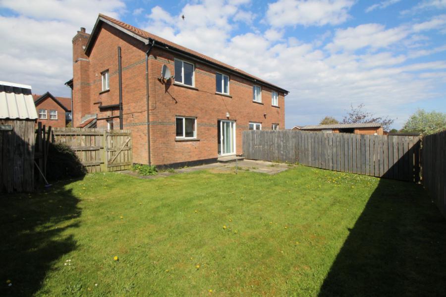 46 Edmonstone Avenue