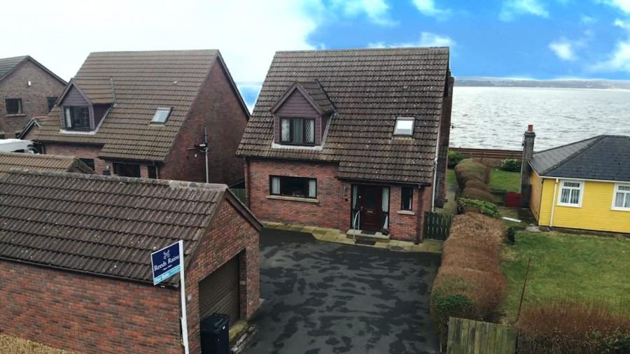 28 Loughview Avenue, carrickfergus, county antrim, BT38 7PE