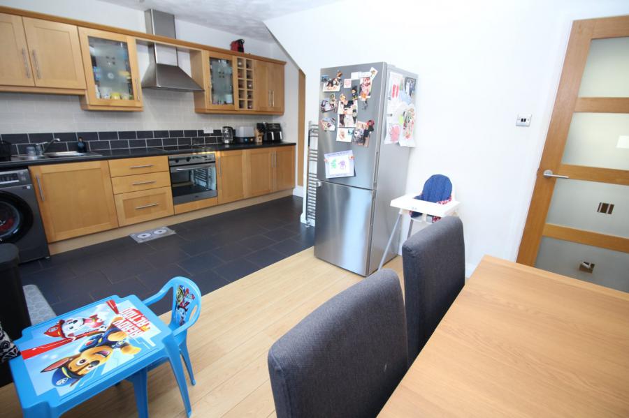9 Castleburn Avenue