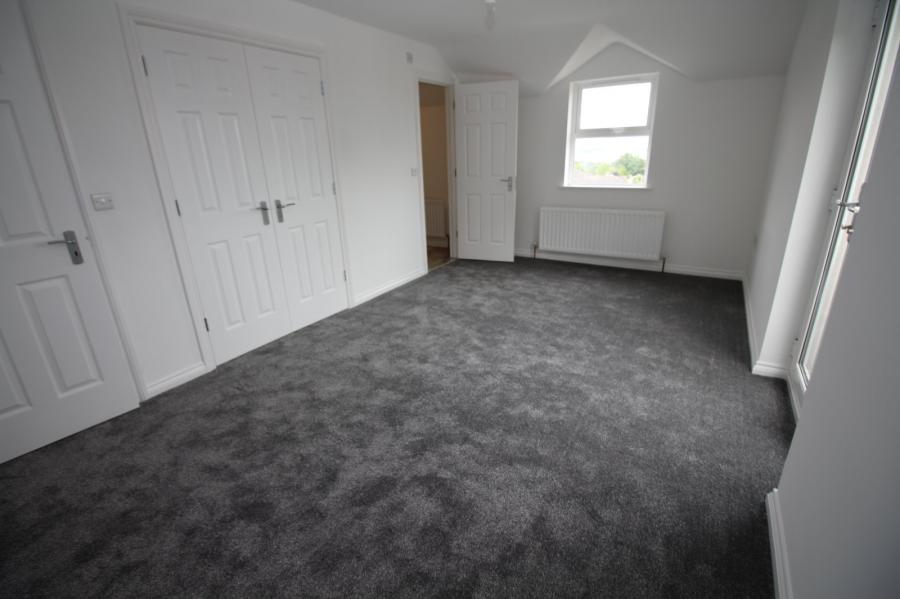 9 Leafield Park