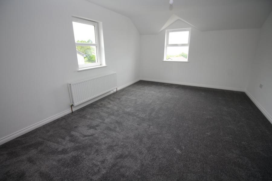 9 Leafield Park