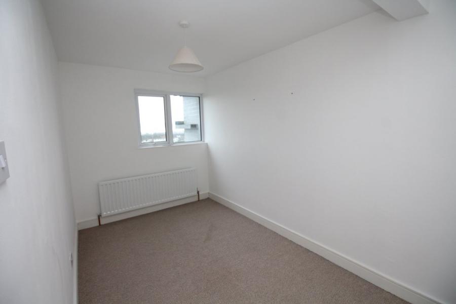 2k Knocksallagh Green
