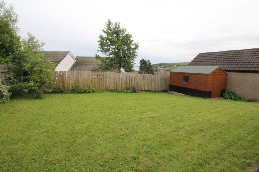 33 Donegall Crescent