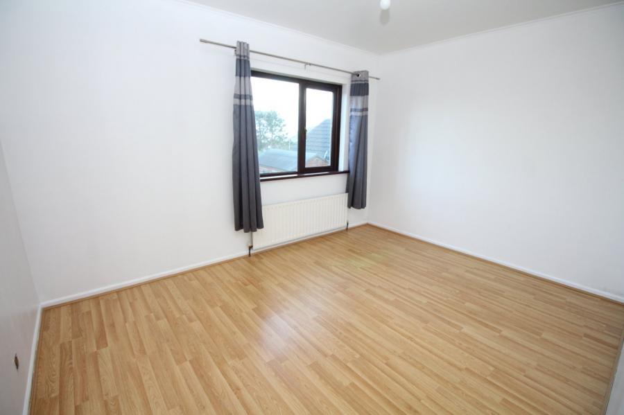33 Donegall Crescent