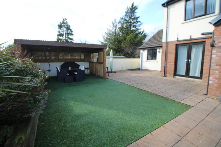 9 Windmill Court