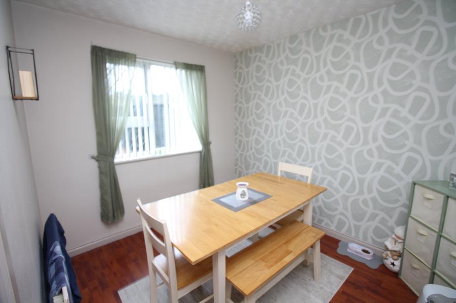 65 Broadlands