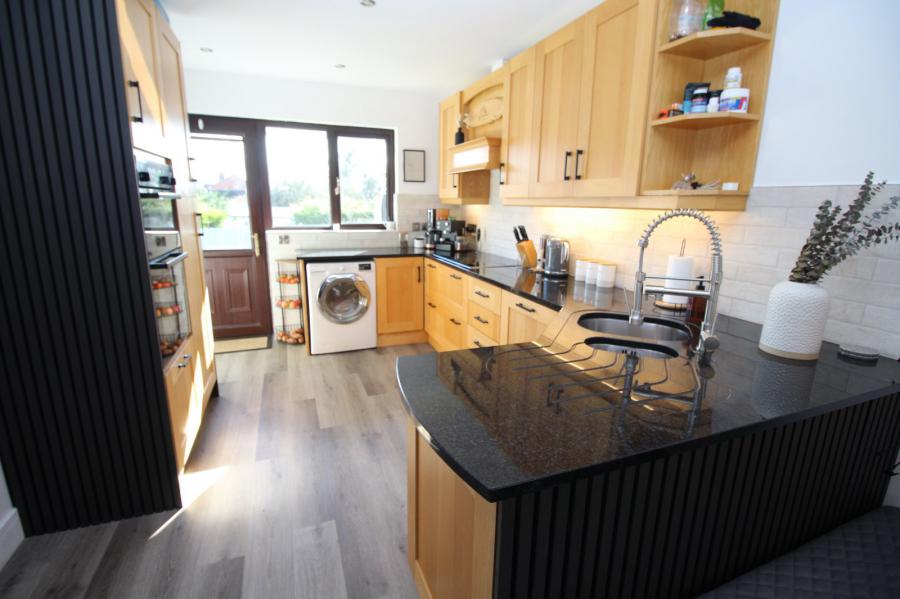 33 Meadow Hill