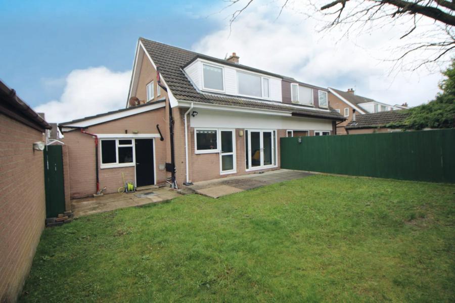 27 Cormorant Park