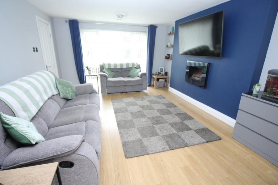 27 Cormorant Park