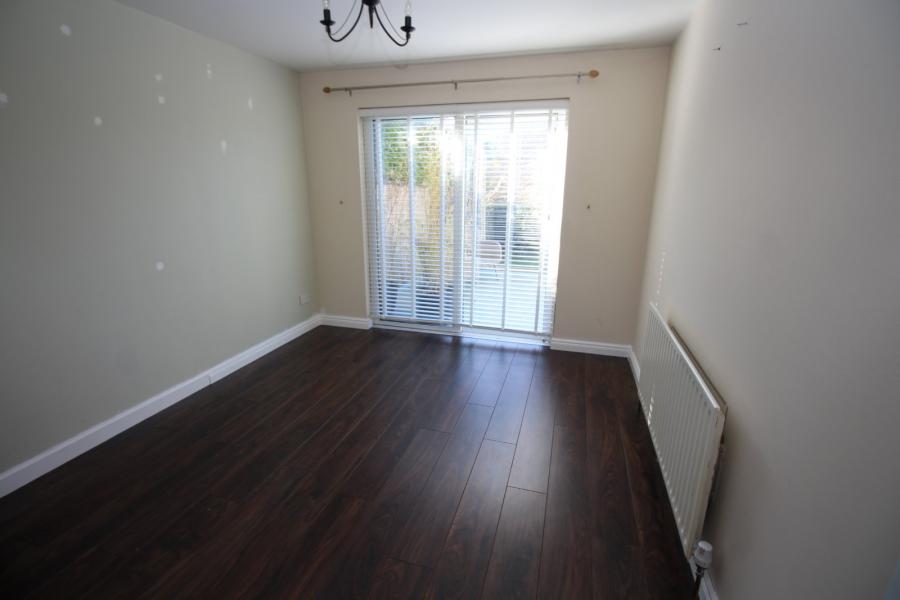 11 Brackenridge Close