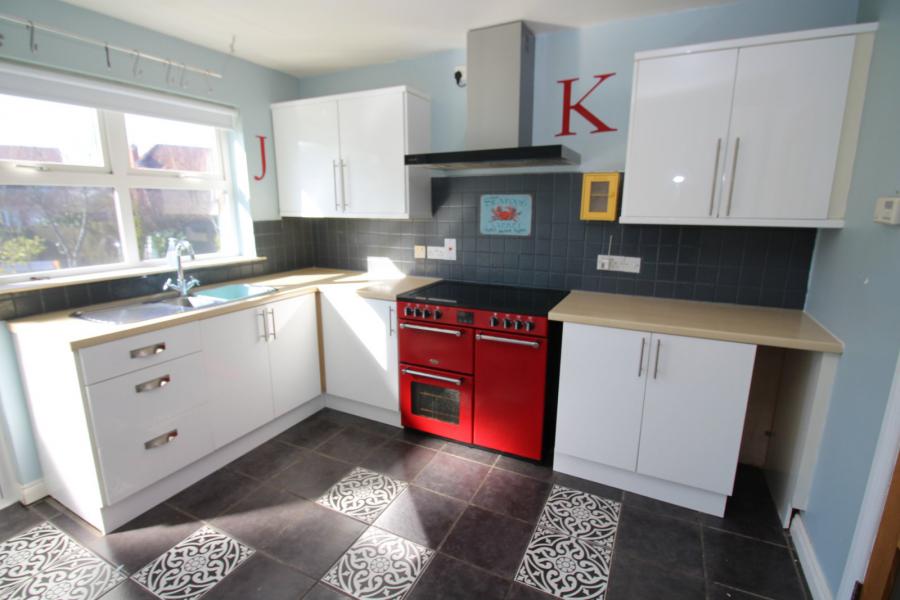 11 Brackenridge Close