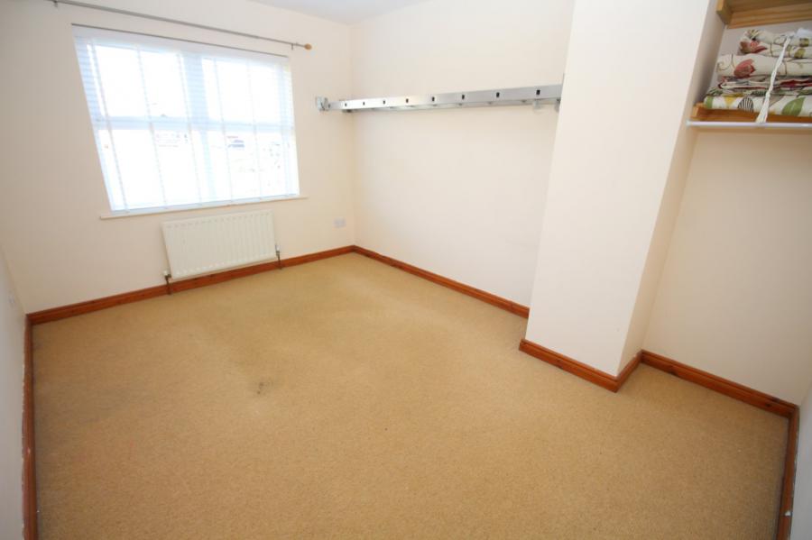 11 Brackenridge Close
