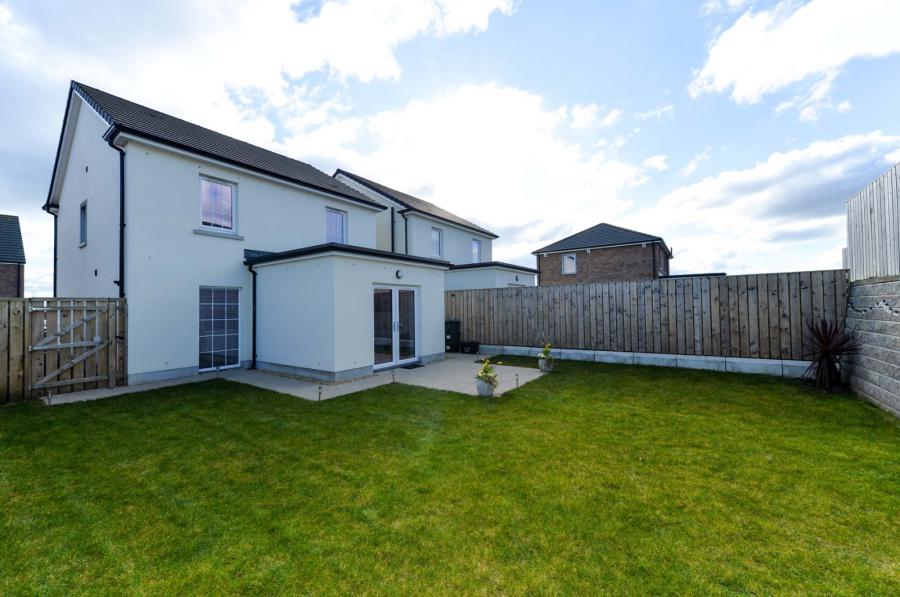 14 Bashford Park Close