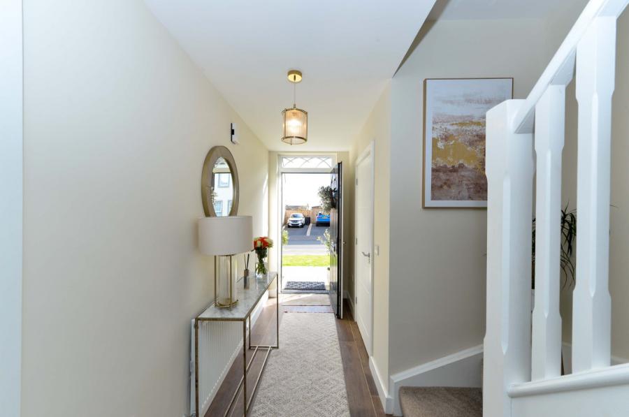 14 Bashford Park Close