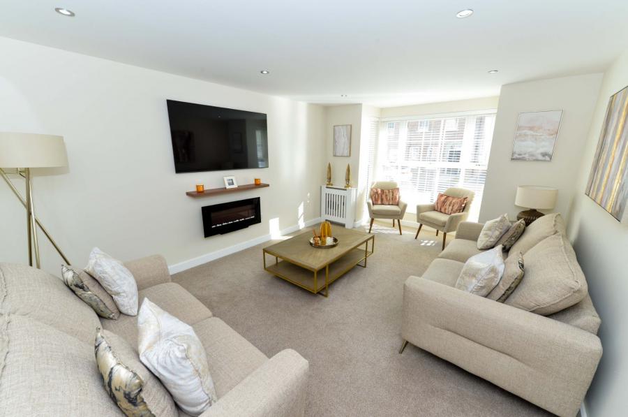 14 Bashford Park Close
