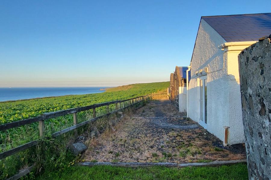 Dundressan House, 6 Higginsons Lane
