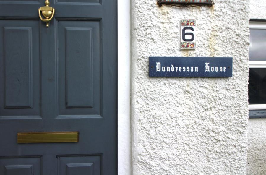 Dundressan House, 6 Higginsons Lane