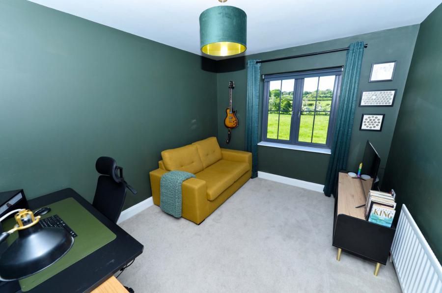 4 Lislaynan Heights