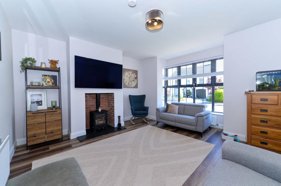 4 Lislaynan Heights