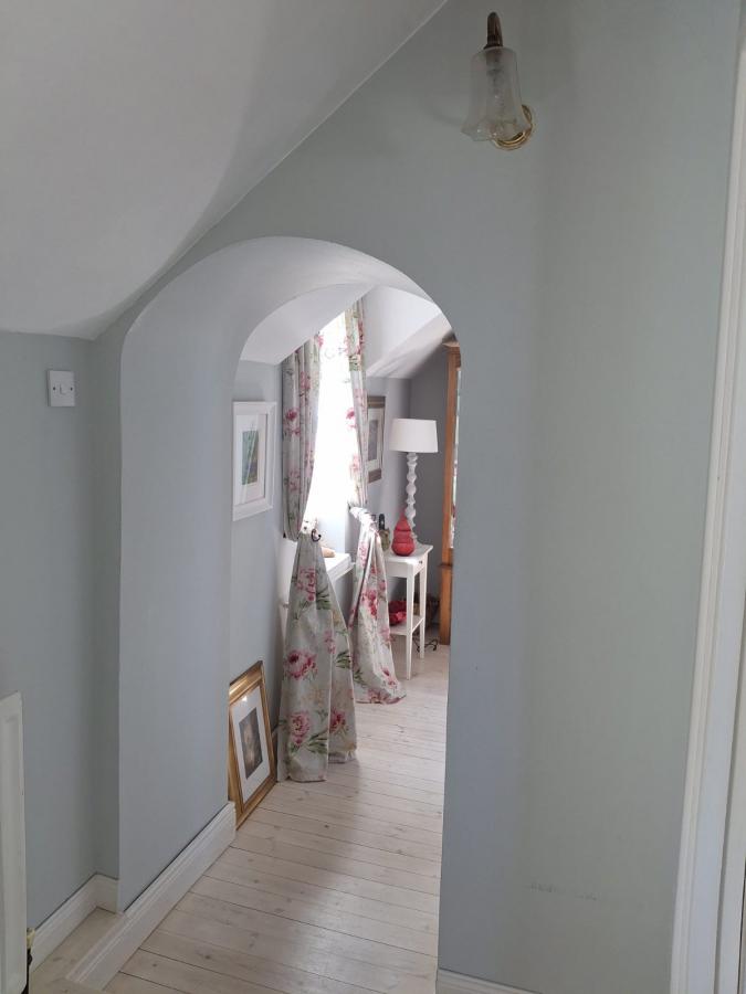 32 Hillhead Road