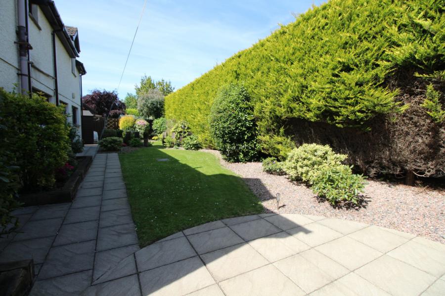 8 Harwood Park