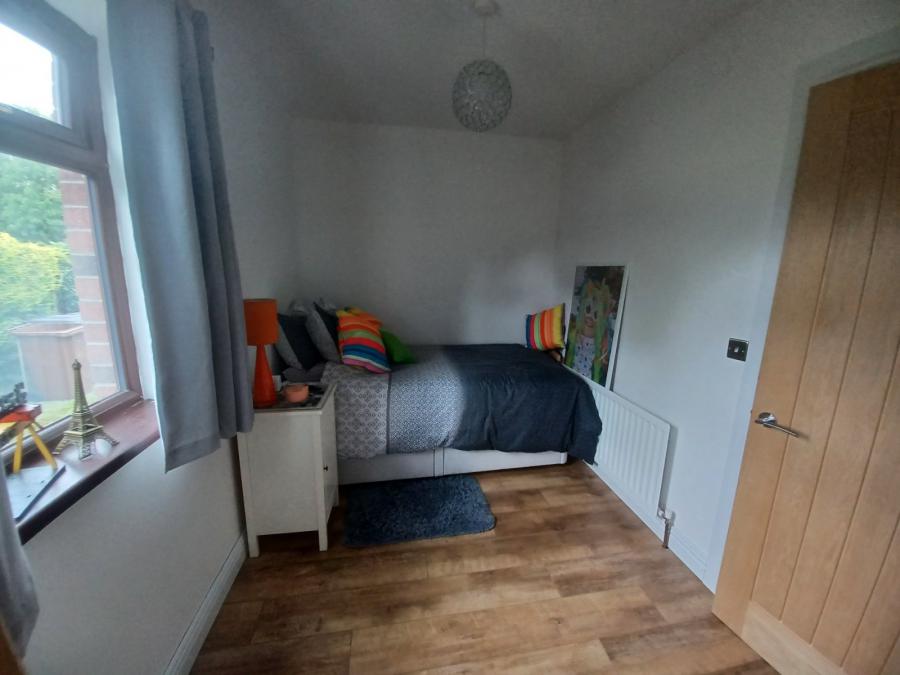 11 Bessfield Avenue