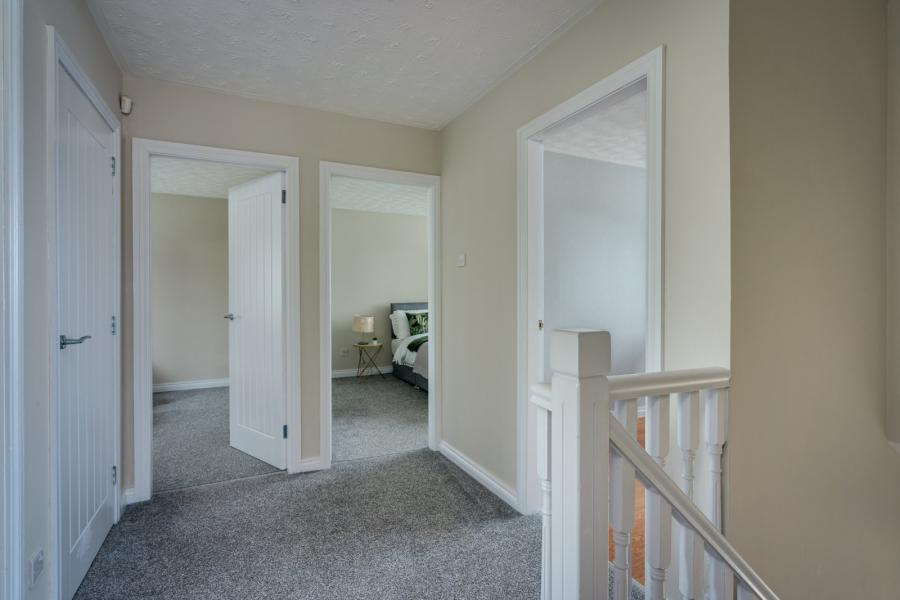 4 Kingsland Crescent