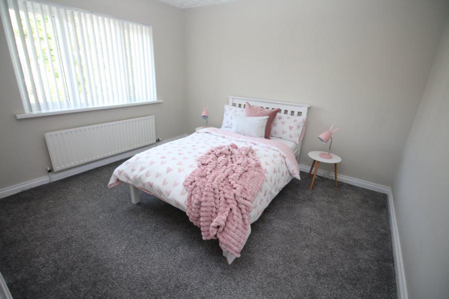 4 Kingsland Crescent