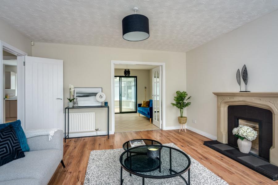 4 Kingsland Crescent