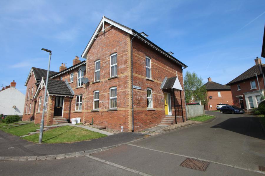 24 Glenisland Terrace,carrickfergus, county antrim, BT38 8RD