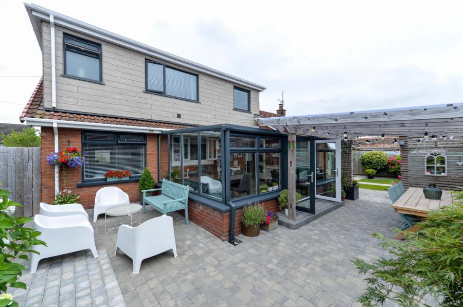 12 Craigowen Road