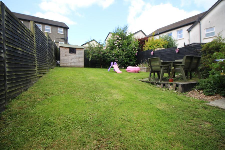 5 Leafield Court